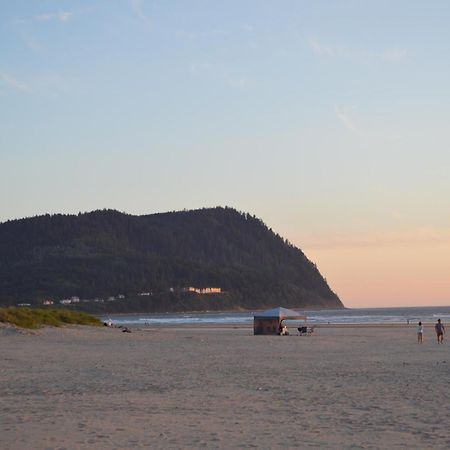 River Inn At Seaside Bagian luar foto