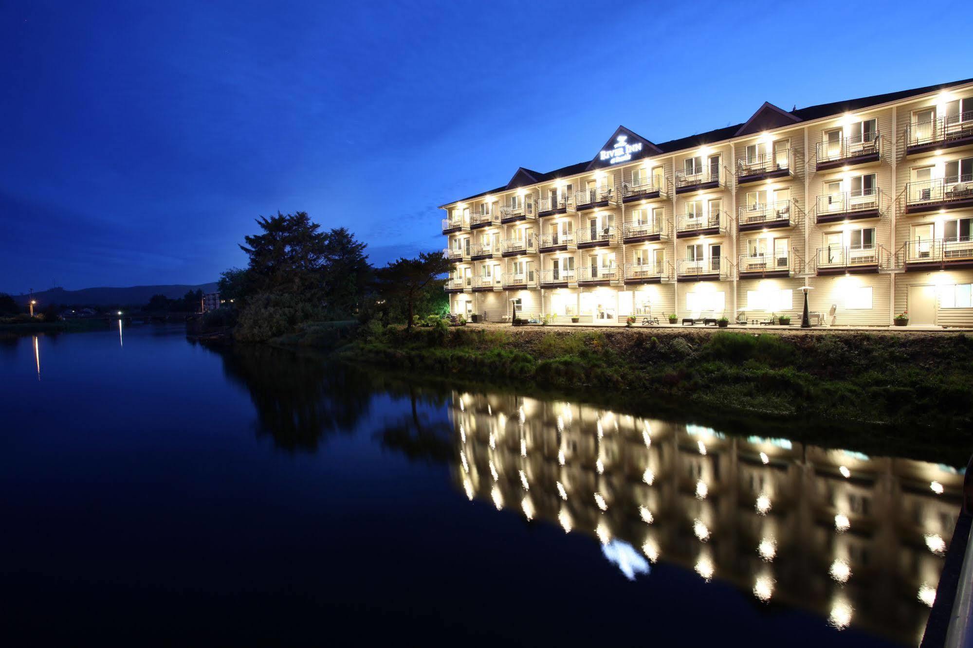 River Inn At Seaside Bagian luar foto
